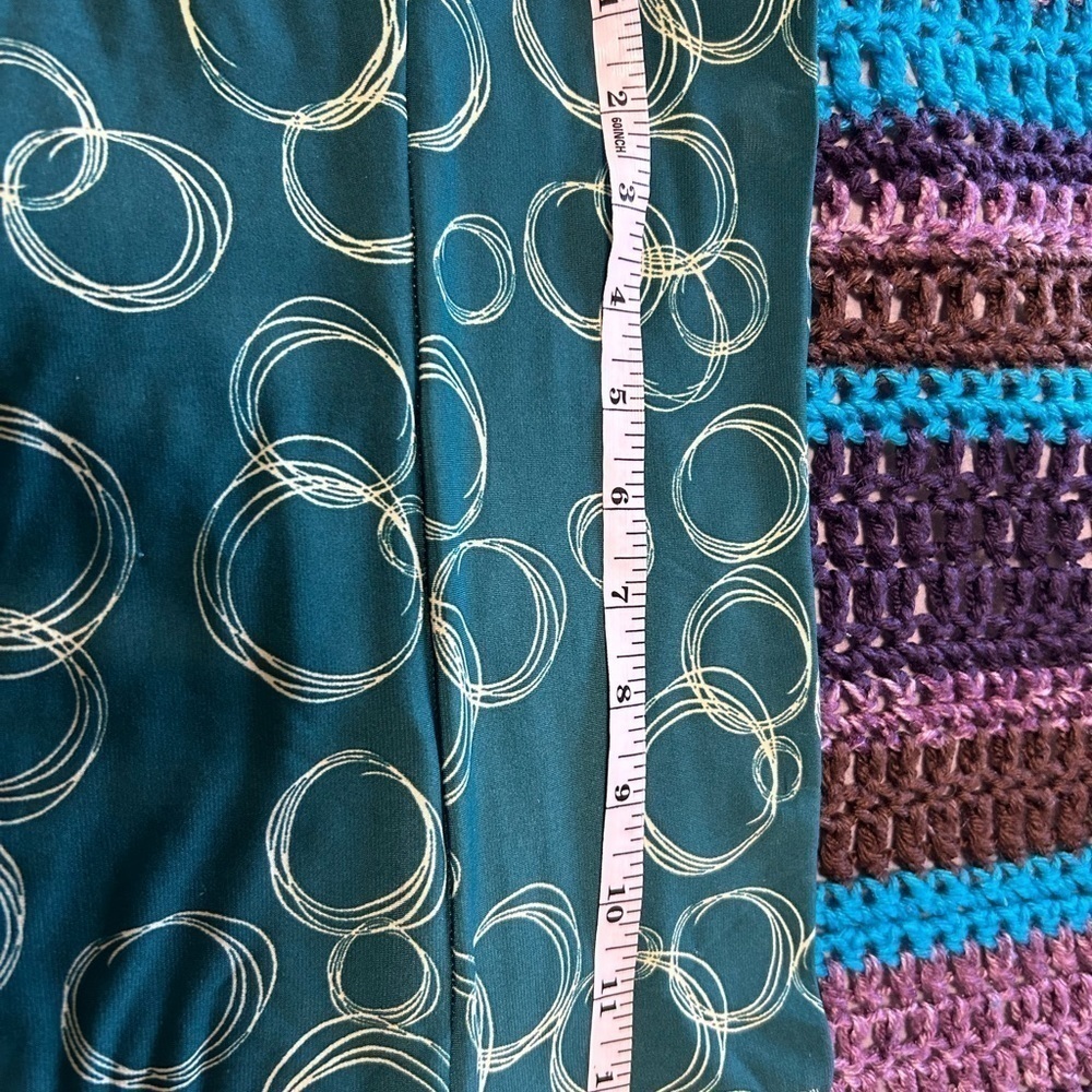 LuLaRoe Green A-line Skirt with Circle Print, Size XS - Picture 7 of 7